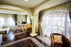 Helena VIP Villas and Suites