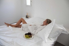 OW Andros - Luxury Suites