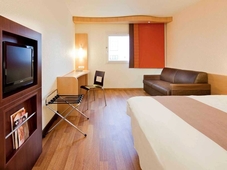 ibis Paris Pantin Eglise