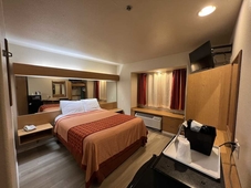 Americas Best Value Inn & Suites Ada