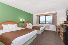 AmericInn by Wyndham Eau Claire