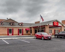 Econo Lodge Inn & Suites