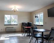 Econo Lodge Inn & Suites Canandaigua