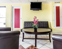 Econo Lodge Inn & Suites Matthews - Charlotte