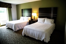 Hampton Inn and Suites Sharon