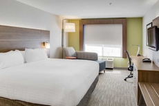 Holiday Inn Express & Suites Chickasha, an IHG Hotel