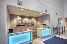 Holiday Inn Express Hotel & Suites Oshkosh, an IHG Hotel