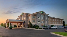 Holiday Inn Express Hotel & Suites Saginaw, an IHG Hotel