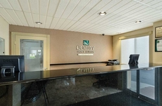 Quality Inn & Suites Northampton - Amherst