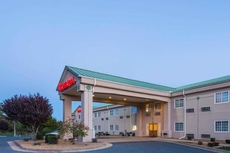 Ramada by Wyndham Strasburg/Shenandoah Valley