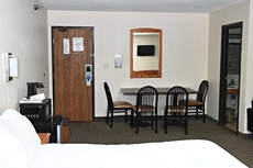 Hibbing Inn & Suites