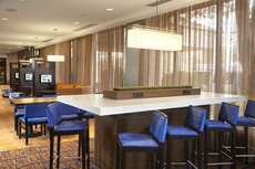 Courtyard By Marriott Shelton