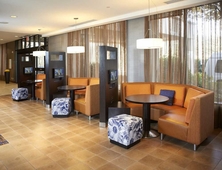 Courtyard By Marriott Shelton