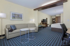 Fairfield Inn & Suites by Marriott Decatur at Decatur Conference Center