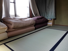 Guest House Ioly Osaka - Hostel