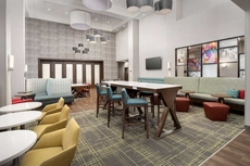 Hampton Inn & Suites Lexington Columbia