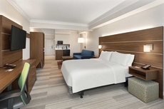 Holiday Inn Express & Suites Byron, an IHG Hotel