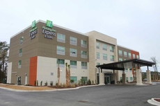 Holiday Inn Express & Suites Latta, an IHG Hotel