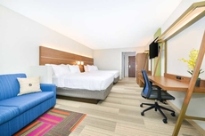 Holiday Inn Express & Suites Salem, an IHG Hotel