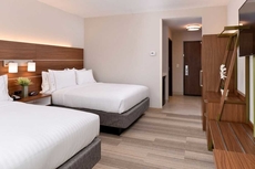 Holiday Inn Express & Suites Salem, an IHG Hotel