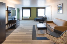 Holiday Inn Express & Suites Worthington, an IHG Hotel