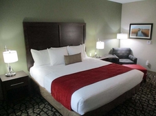 Best Western Plus Lakeview Hotel