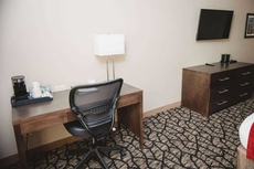 Best Western Plus Lakeview Hotel