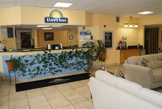 Days Inn by Wyndham Shelby