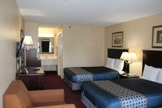 Carom Inn a Travelodge by Wyndham Denham Springs/Baton Rouge