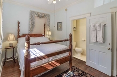 Cedars of Williamsburg Bed & Breakfast