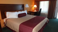 Cloverdale Wine Country Inn & Suites