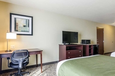 Cobblestone Inn & Suites - Carrington