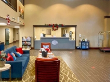 Comfort Suites near Casinos Norwich-Mystic