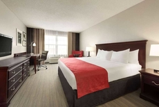 Country Inn & Suites by Radisson, Kansas City at Village West, KS