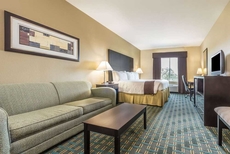 Days Inn & Suites by Wyndham Mineral Wells