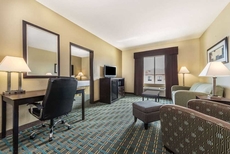 Days Inn & Suites by Wyndham Mineral Wells