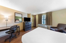 Extended Stay America Suites Kansas City Shawnee Mission