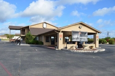 Hill Country Inn & Suites