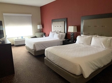 Holiday Inn Express & Suites New Martinsville, an IHG Hotel