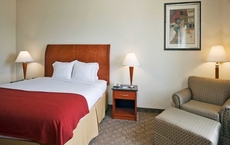 Holiday Inn Express Hotel & Suites Fairfield - North by IHG