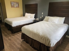 Woodridge Inn and Suites