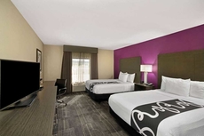 La Quinta Inn & Suites by Wyndham Columbus MS