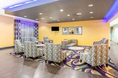 La Quinta Inn & Suites by Wyndham Luling