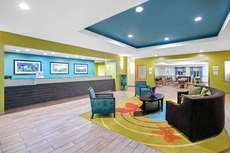 La Quinta Inn & Suites by Wyndham Paris