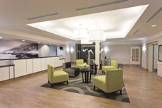 La Quinta Inn & Suites by Wyndham Santa Clarita - Valencia