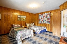 Lloyd's On The River Country Inn By Oyo