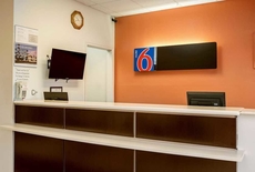 Motel 6 Albert Lea, MN