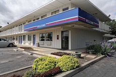 Motel 6 Amherst, OH - Cleveland West - Lorain