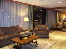 Norfolk Country Inn & Suites