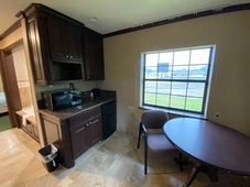 OYO Pinewood Inn & Suites Silsbee